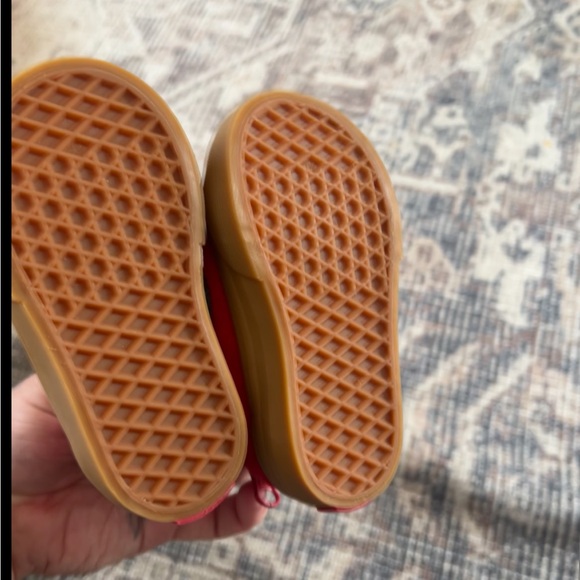 Red vans baby skate shoes Size 4 baby NWOT - Picture 6 of 6